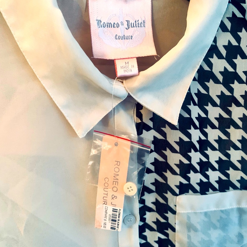 Romeo & Juliet Couture Womens Blouzs